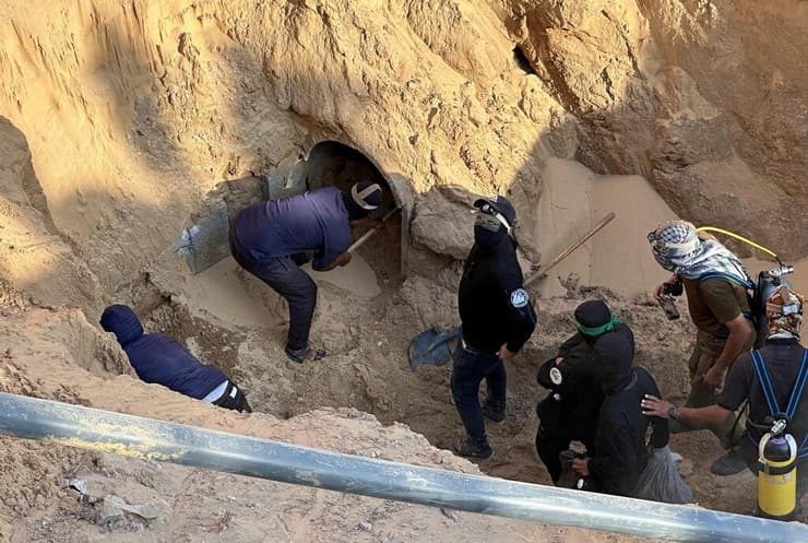 جاهزون لاستخراج الجثث داخل الخط الأصفر في وقت متزامن