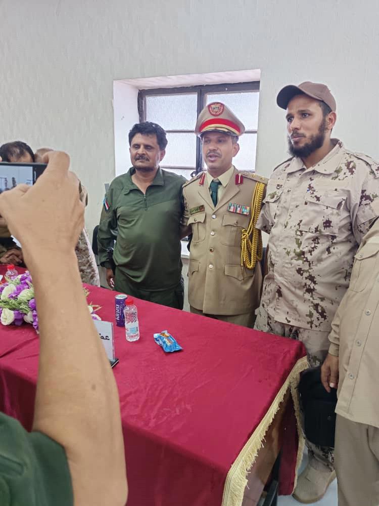 العقيد مراد العيسائي ينال درجة الماجستير بامتياز من كلية القيادة والأركان بعدن