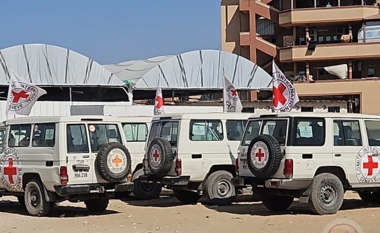 الاحتلال يطلق سراح خمسة أسرى من قطاع غزة