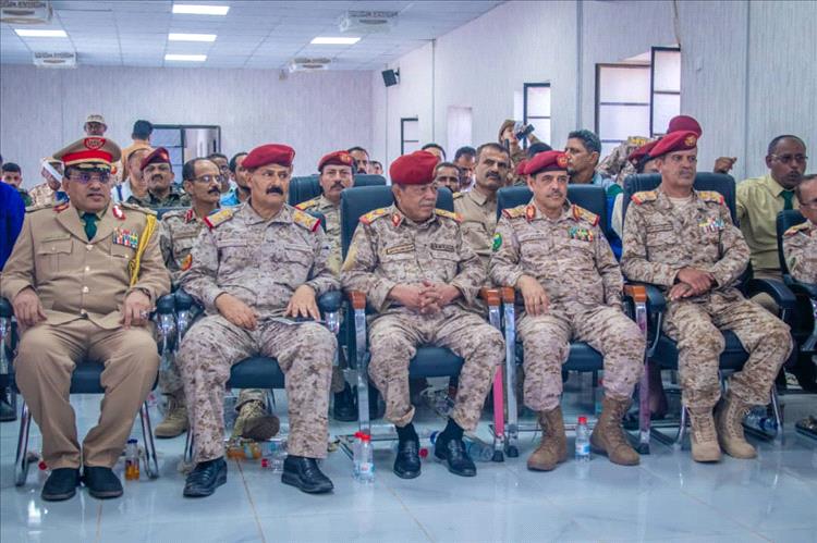 العقيد محمد الداعري ينال درجة الماجستير في العلوم العسكرية من الأكاديمية العسكرية العليا