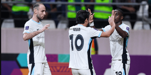 الاتحاد والرياض : من يتفوق في الشوط الأول ؟