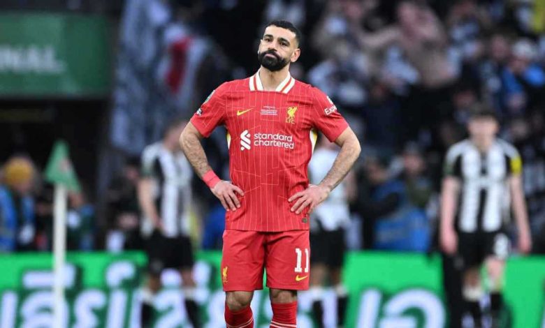 عار ومشين.. جماهير ليفربول تطالب بطرد آرني سلوت