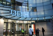 ابنة مايكل جاكسون تواجه رفضاً جزئياً في نزاعها مع تركة والدها