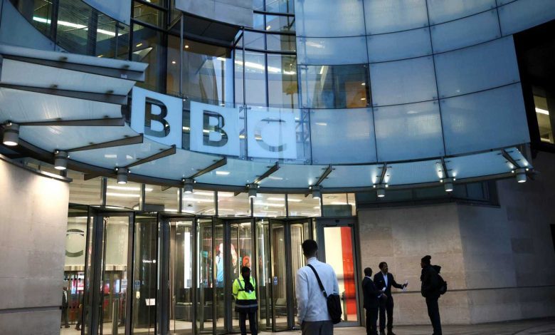 ابنة مايكل جاكسون تواجه رفضاً جزئياً في نزاعها مع تركة والدها