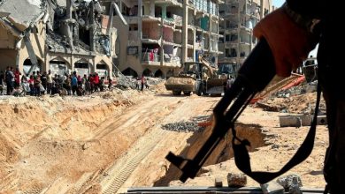 القسام تعثر على جثمان جندي اسرائيلي وتقرر تسليمه