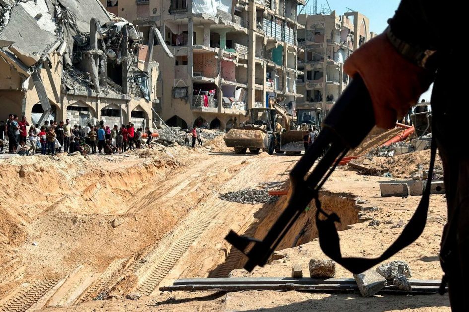 القسام تعثر على جثمان جندي اسرائيلي وتقرر تسليمه