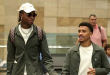 لاعبو الزمالك فى مطار القاهرة استعدادا للسفر إلى الإمارات للمشاركة فى السوبر