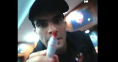 توقيع الأبطال.. لاعبو الأهلي يوثقون التتويج بلقب السوبر المصري.. فيديو