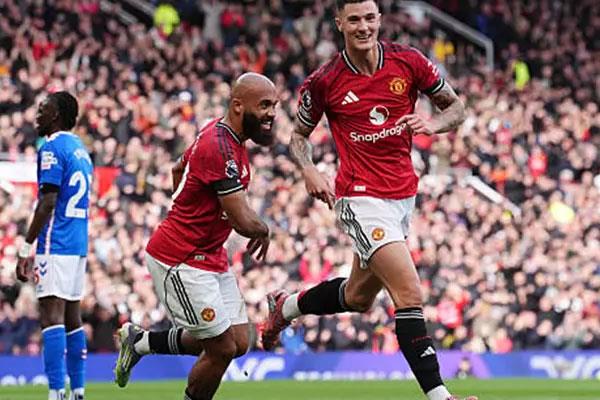 أبرز مباريات اليوم والقنوات الناقلة: توتنهام ضد مانشستر يونايتد ويوفنتوس تواجه تورينو