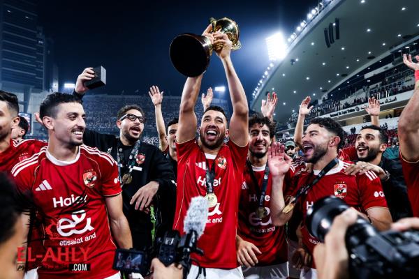 تريزيجيه: قلت للاعبي الأهلي «السوبر على شرفي»