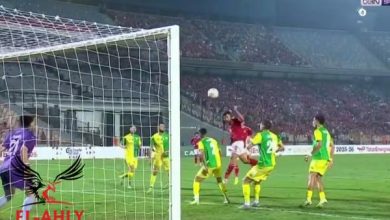 رأسية تريزيجيه تتقدم للأهلي أمام شبيبة القبائل