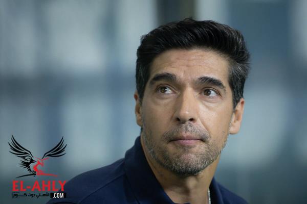 المرشح السابق للأهلي.. أبيل فيريرا يعلن استمراره مع بالميراس