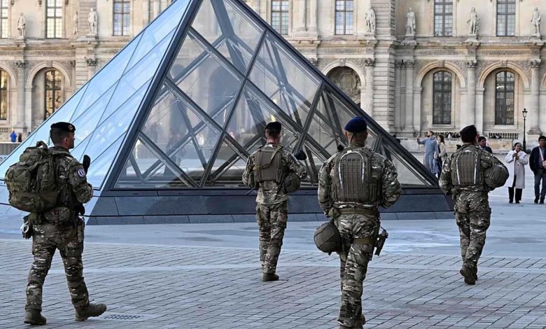 آمال ماهر تكشف