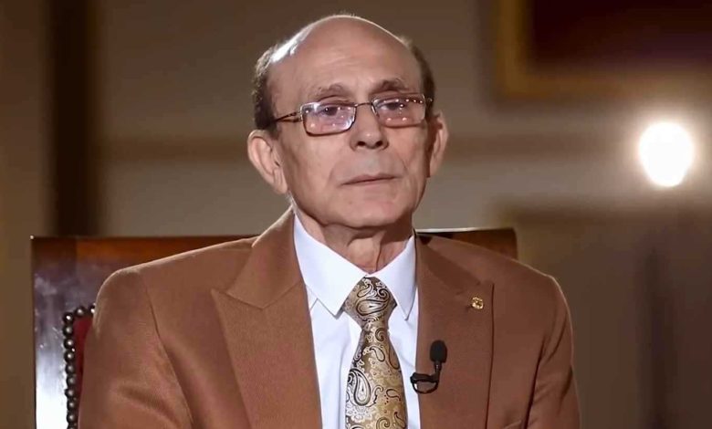 متحف اللوفر يعزز الأمن بعد سرقة مجوهرات التاج