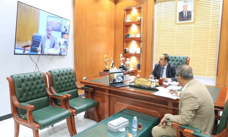 اخبار-حضرموت-|-محافظ-#حضرموت-يبحث-مع-برنامج-#الأغذية-العالمي-خطط-تدخلات-العام-القادم