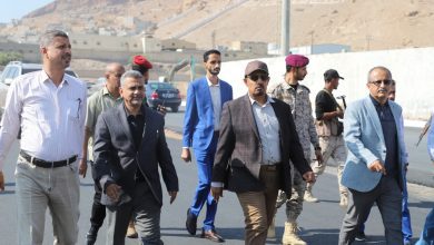 اخبار-حضرموت-|-محافظ-#حضرموت-يتفقّد-جسر-المنورة-في-#المكلا-ويطلع-على-مستوى-الانجاز-في-المرحلة-الثانية-لخور-المكلا