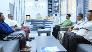 اخبار-حضرموت-|-“باحشوان”-و”بن-طليب”-يطلعان-على-ترتيبات-فعاليات-اليوم-العالمي-للصقور-بحضرموت