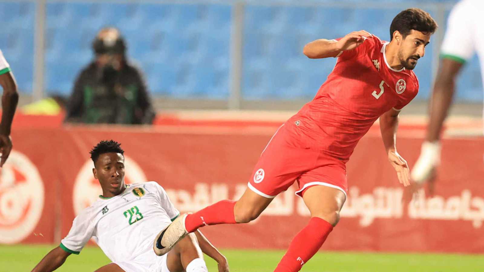 صالح أبو الشامات يقود السعودية للفوز على كوت ديفوار (فيديو)