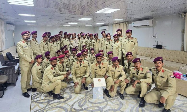 اخبار-حضرموت-|-خريجو-الدفعة-الثالثة-من-كلية-زايد-العسكرية-من-أبناء-حضرموت-يتسلّمون-شهادات-تخرّجهم-من-قيادة-التحالف-العربي-بالمكلا