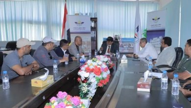 اخبار-حضرموت-|-بتوجيهات-وزير-النقل.-رئيس-الهيئة-يزور-مطار-سيئون-الدولي-ويدشن-مشروع-بئر-مياه-ارتوازية-بطاقة-تخزينية-60-ألف-لتر