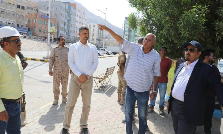 اخبار-حضرموت-|-محافظ-#حضرموت-يتفقد-العمل-بـ-#مشروع-المرحلة-الثانية-لخور-المكلا-التي-قاربت-الـ-70%-ويوجّه-بإزالة-العوائق-التي-تعترض-سرعة-الانجاز