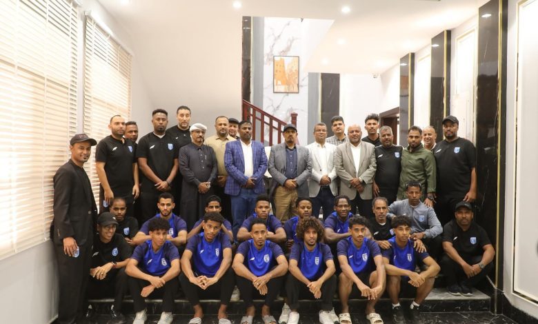 اخبار-حضرموت-|-#المحافظ-بن-ماضي-يشيد-بروح-#العزيمة-والإصرار-التي-تحلّى-بها-اللاعبون-والجهازان-الفني-والإداري-للفريق