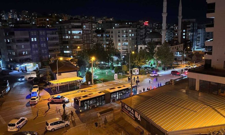 بدر الشعيبي يجسد شخصية مايكل جاكسون في مسرحية بالكويت