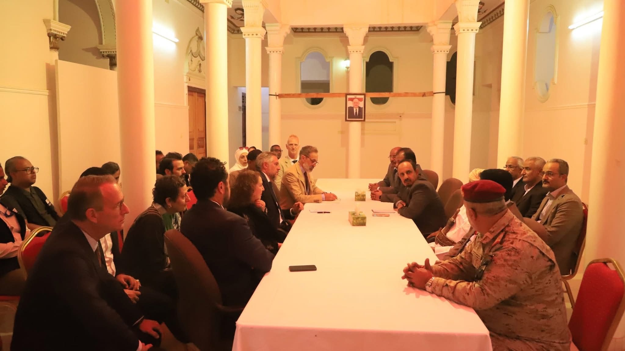 اخبار-حضرموت-|-لقاء-برئاسة-محافظ-#حضرموت-يبحث-في-سيئون-مع-وفود-الاتحاد-#الأوروبي-وبرنامج-الأمم-المتحدة-الإنمائي-واليونيسكو-تعزيز-التعاون-المشترك