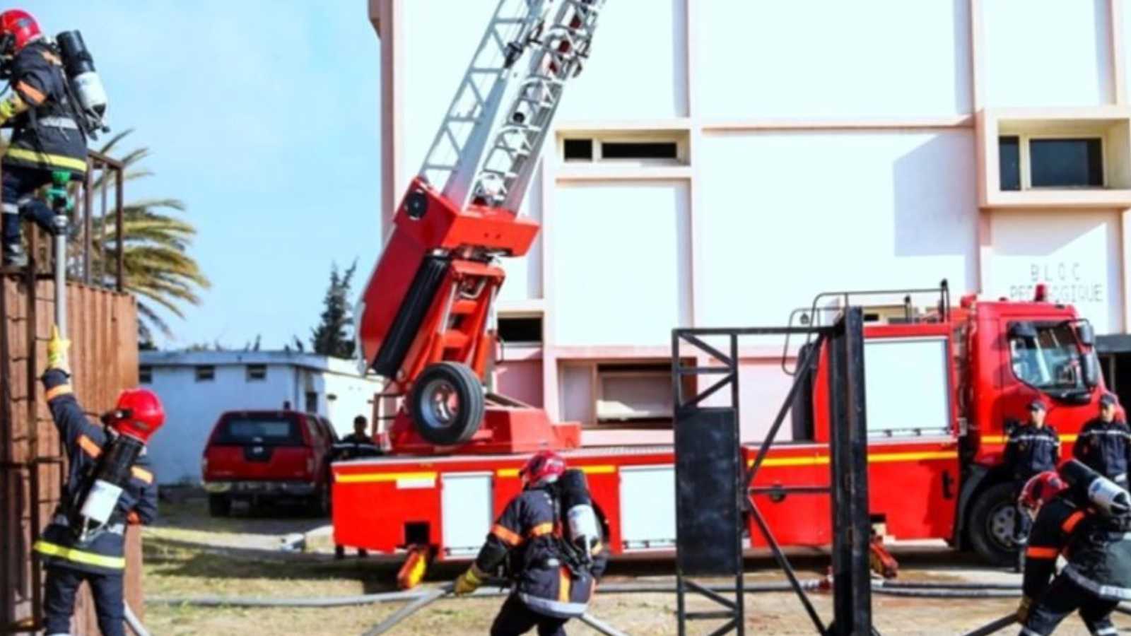 المجمع السكني الذي تعرض للحريق