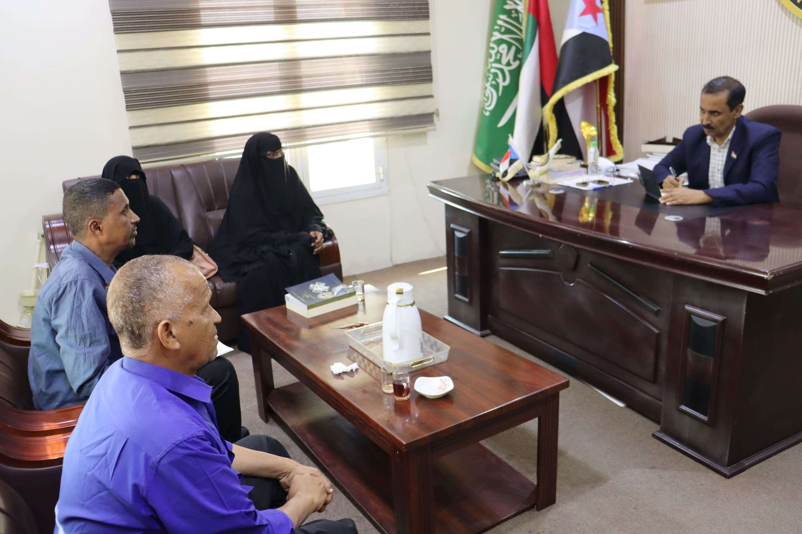 اخبار-حضرموت-|-باتيس-يلتقي-مدير-صندوق-الرعاية-الاجتماعية-وقيادة-مركز-إصرار-لذوي-الهمم-بالحامي