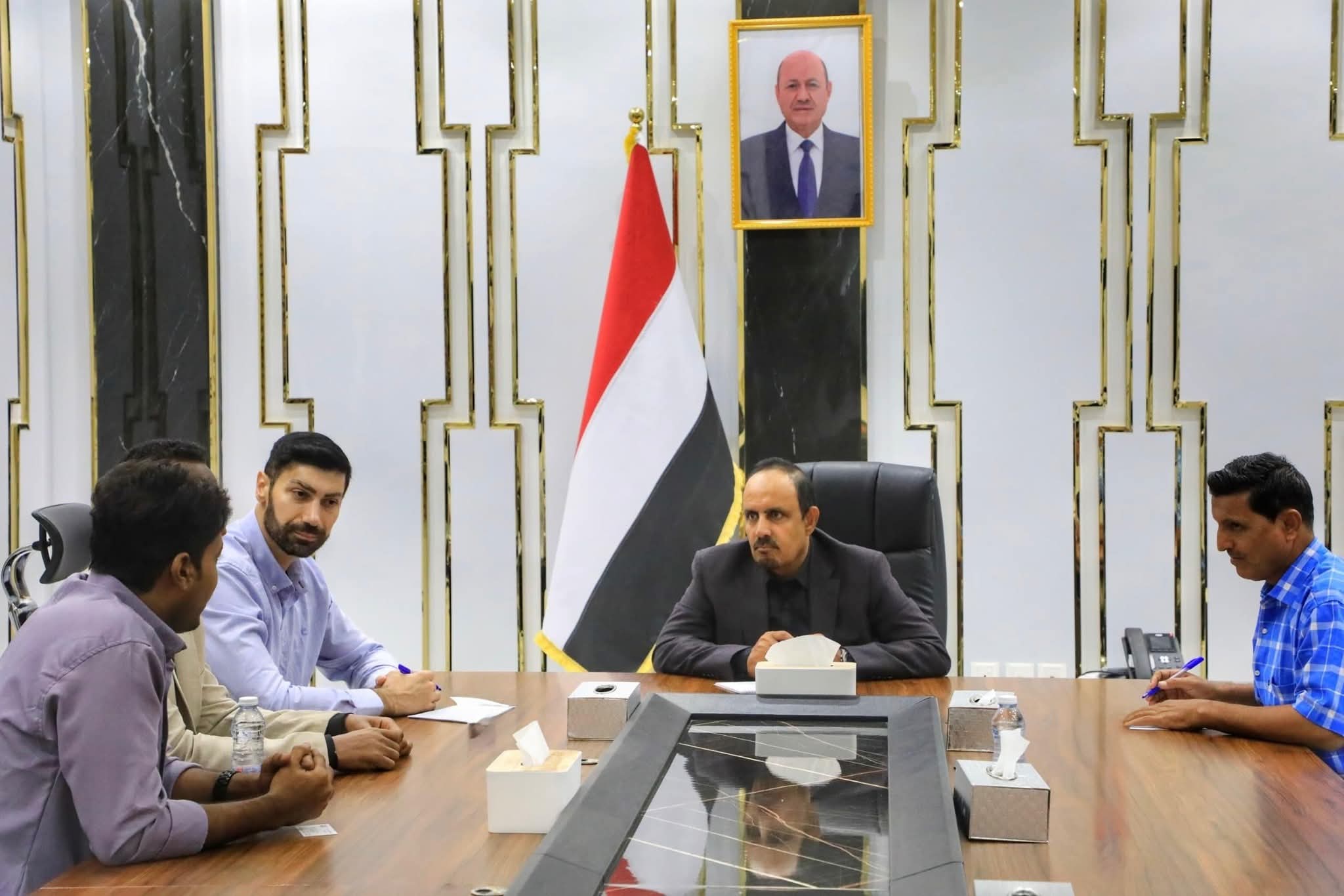 اخبار-حضرموت-|-محافظ-#حضرموت-يشيد-بتدخلات-#منظمة-كير-العالمية-في-القطاعات-التنموية-بالمحافظة