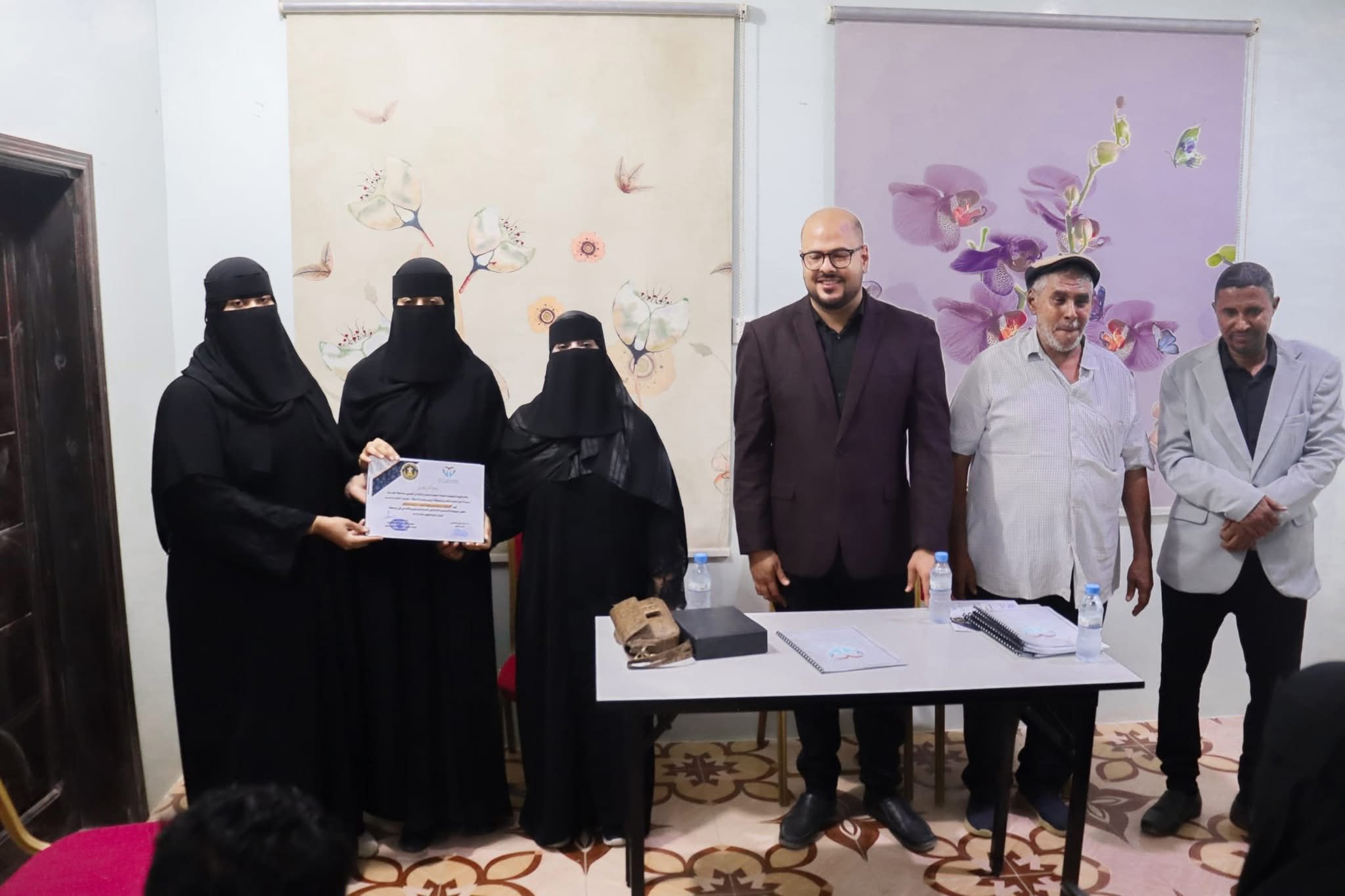 اخبار-حضرموت-|-انتقالي-حضرموت-يشارك-في-فعالية-تكريم-أخصائيي-وأطباء-مركز-خالد-بن-الوليد-الخيري-بالمكلا