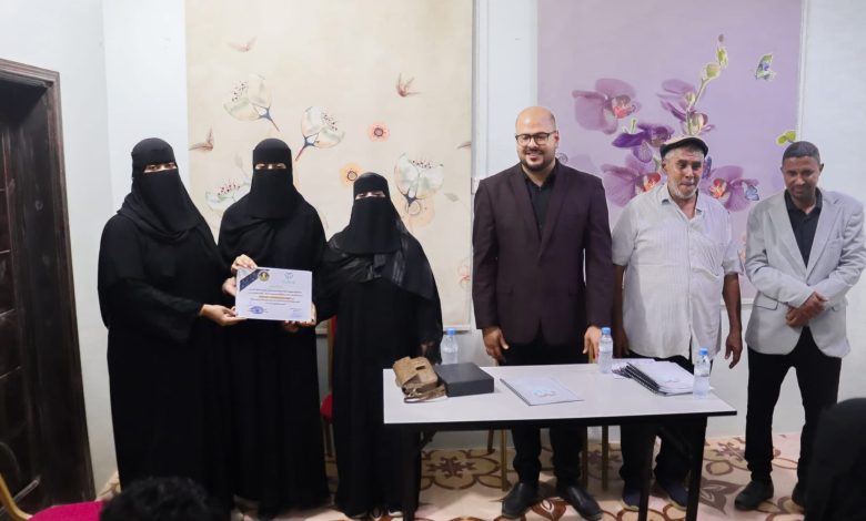 اخبار-حضرموت-|-انتقالي-حضرموت-يشارك-في-فعالية-تكريم-أخصائيي-وأطباء-مركز-خالد-بن-الوليد-الخيري-بالمكلا