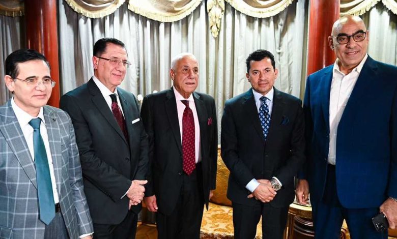 أشرف صبحي: نتابع مع مجلس إدارة الزمالك شكوى أرض أكتوبر.. وحلول قريبة