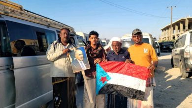 اخبار-حضرموت-|-شاهد-بالصور.انطلاق-الحشود-المشاركة-من-أبناء-مديريتي-الشحر-والحامي-إلى-مدينة-سيئون-للمشاركة-في-فعالية-مليونية-30-نوفمبر