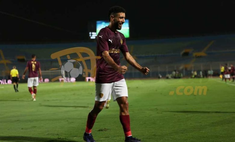 وكيله: قندوسي يخطط للبقاء في أوروبا.. ولا يوجد ما يمنع انضمامه للزمالك