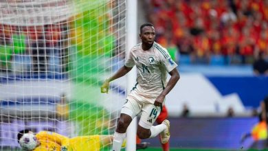 الرياضية: اتحاد جدة يقترب من تجديد عقد حسن كادش