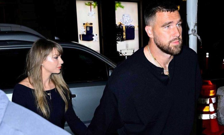 بفيديو مؤثر.. بائع هندي يُطارد راكبا متخلفا عن الدفع