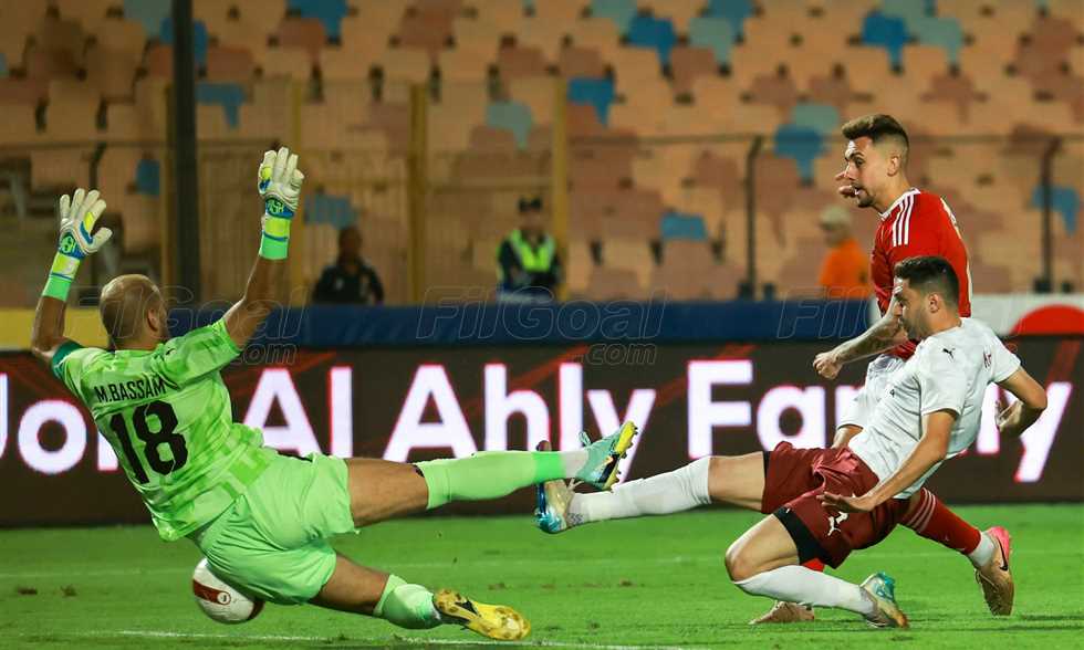 مواعيد مباريات الخميس 6 نوفمبر - الأهلي يواجه سيراميكا والزمالك ضد بيراميدز في السوبر