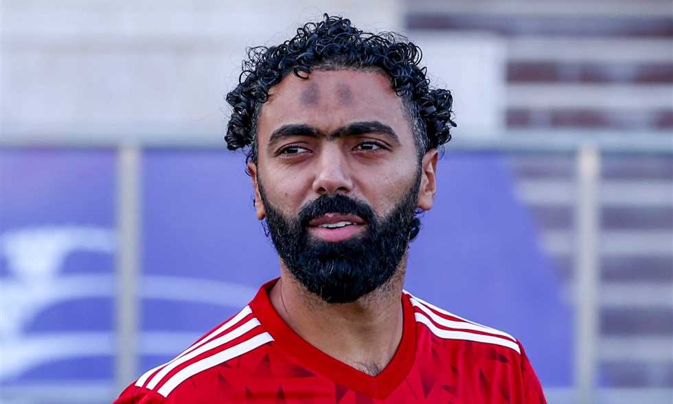 الشحات: اعتدنا على طموحات جمهور الأهلي.. وكنت أتمنى التواجد في هذا الملعب