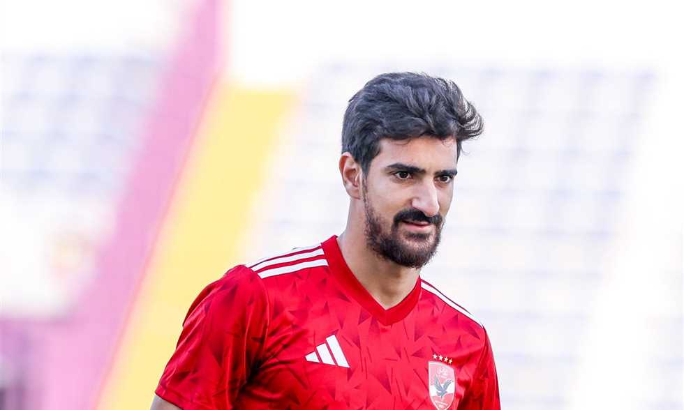 بن رمضان: أسعى للفوز بأول ألقابي مع الأهلي في السوبر المصري