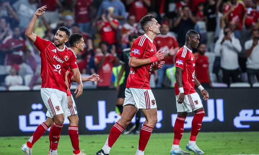 تشكيل الأهلي – توروب بنفس أسماء لقاء سيراميكا ضد الزمالك.. وعودة شريف