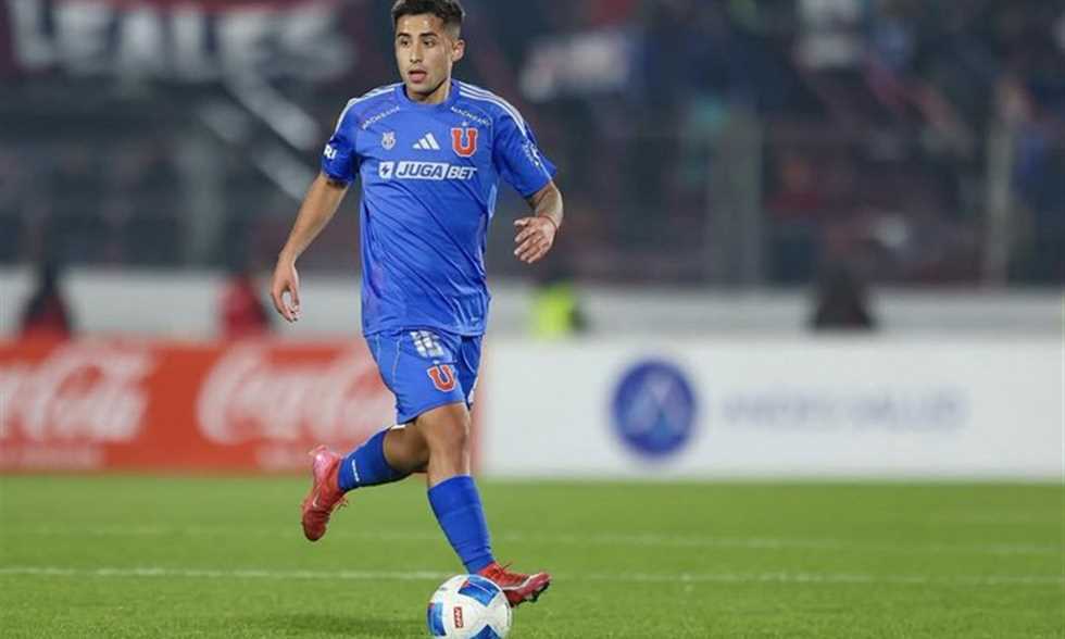 بعد اهتمام الأهلي.. تقرير: يونيفرسيداد يحاول تجديد عقد لوكاس أسادي