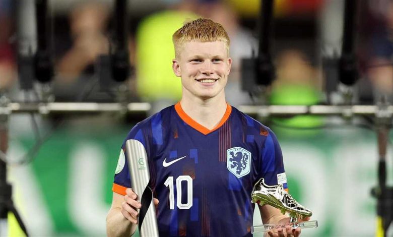 تقرير: موهبة ألكمار..ليفربول يخطط لصفقة قوية في يناير