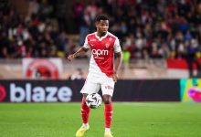 تقرير: بسبب مدربه الجديد.. برشلونة يفكر في قطع إعارة فاتي