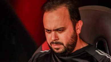 أيمن محمد محلل أداء الأهلي يعلن رحيله عن الفريق