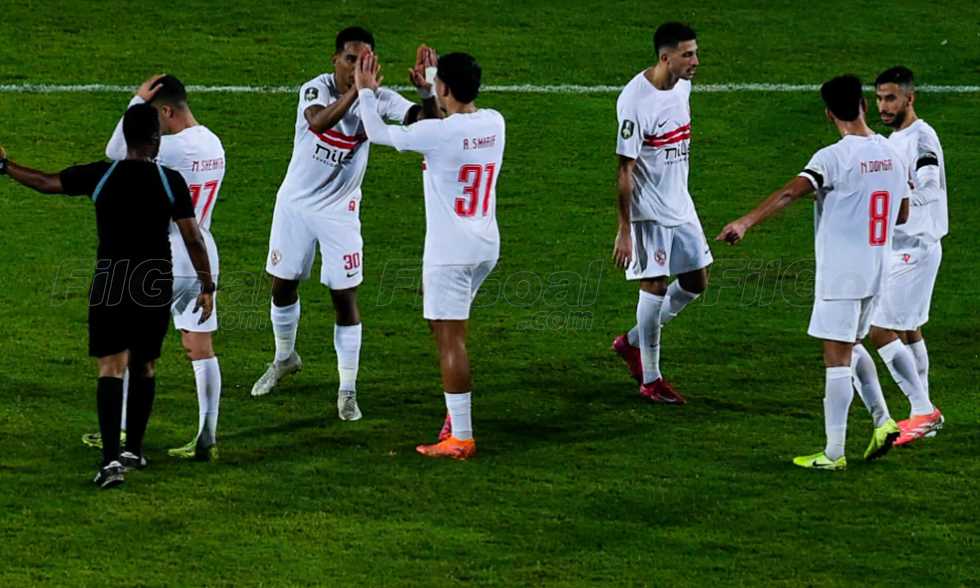 بعثة الزمالك تصل إلى جنوب إفريقيا لمواجهة كايزر تشيفز