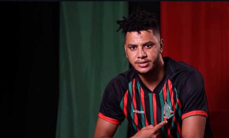 الحباسي يعوض غياب نجم الجيش الملكي أمام الأهلي