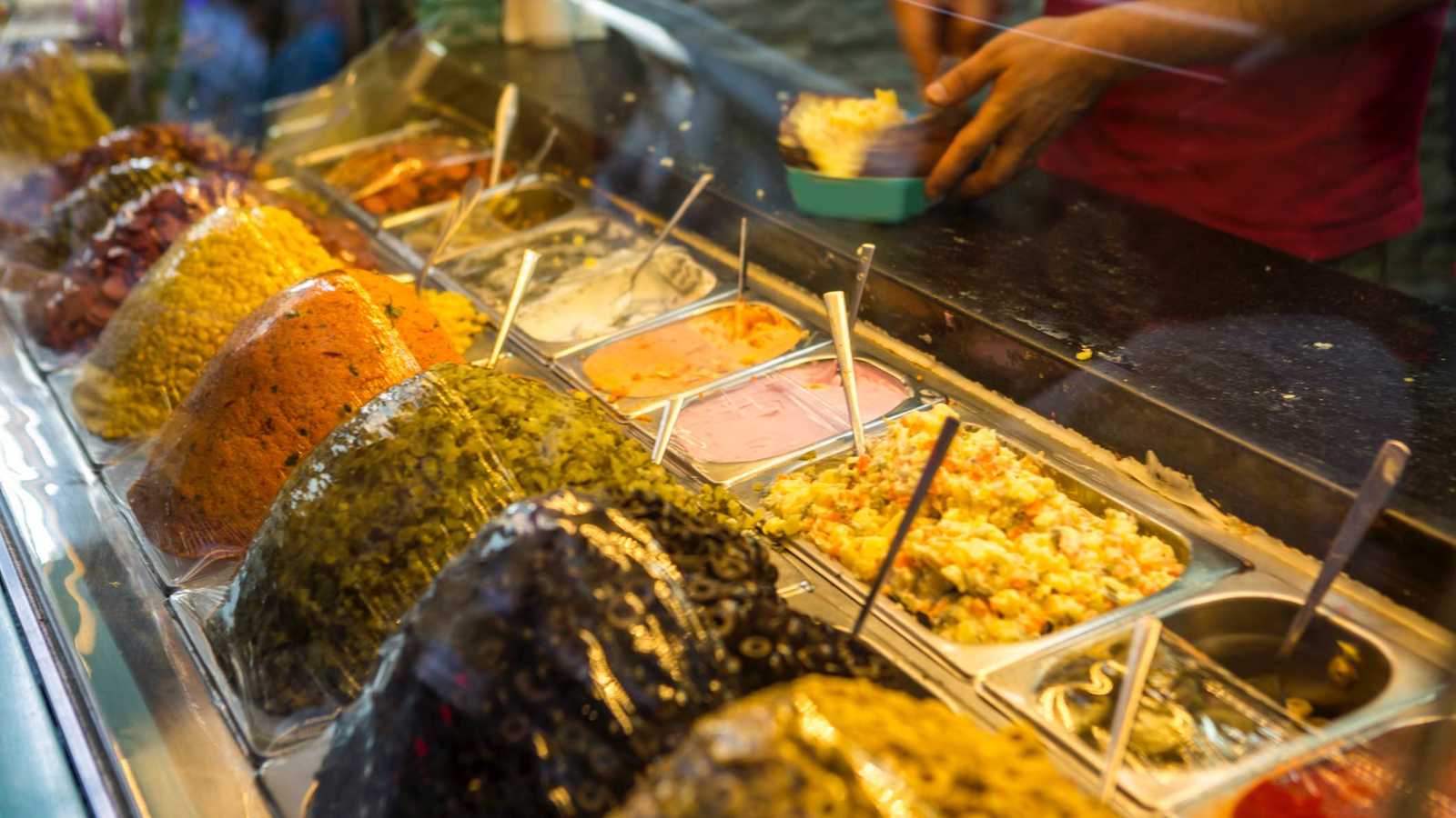 شرطة فلوريدا تعتقل طفلا وجه تهديدا كتابيا بقتل زملائه (فيديو)