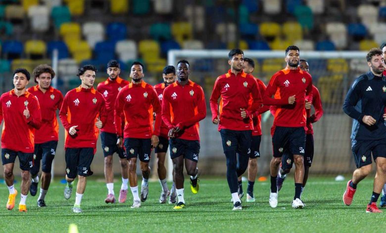 آخر تطورات مفاوضات الأهلي السعودي لتجديد عقد نجم الفريق